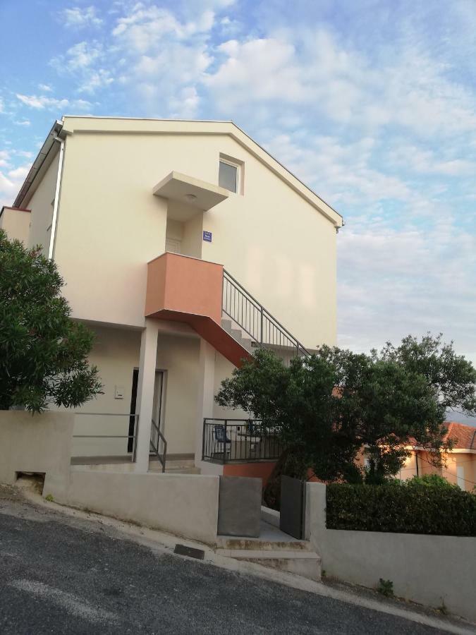 Apartman Karlo Макарска Экстерьер фото